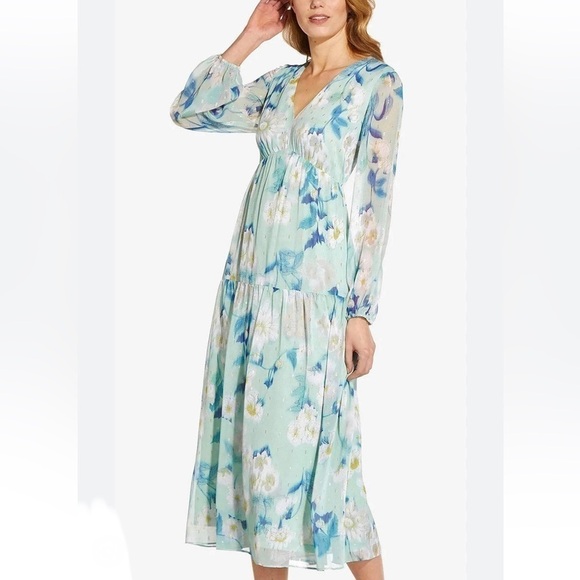 Adrianna Papell Dresses & Skirts - Adrianna Papell Mint Floral V-Neck Long Sleeve Midi Dress